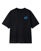 Turn1 India F1 Tshirt Black T-shirt: George Russell Energy front graphic with blue helmet and raised arms. Fan graphic of George Russell, driver of Mercedes AMG Petronas F1 Racing team.
Front print featuring George Russel's initials.