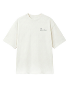 F1 Turn1 India Off White unisex oversized tshirt featuring Kimi Antonelli, Mercedes AMG Petronas F1 Team driver, his Mercedes F1 car and number 12.
Front print featuring text "Silver Arrows"